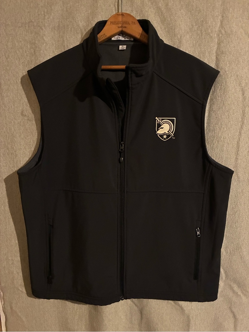 Army Black Knights vest size XL